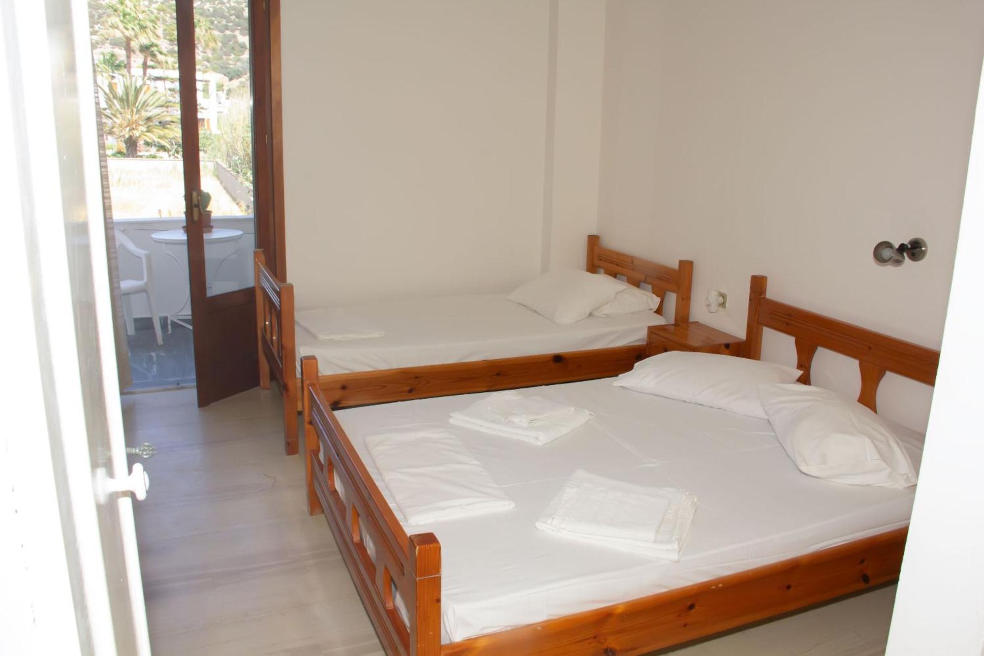 Aristidis Apartment Galissas Exterior photo